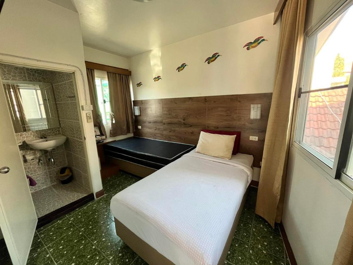 Appartement Baan Rachaya à Chiang Mai Extérieur photo