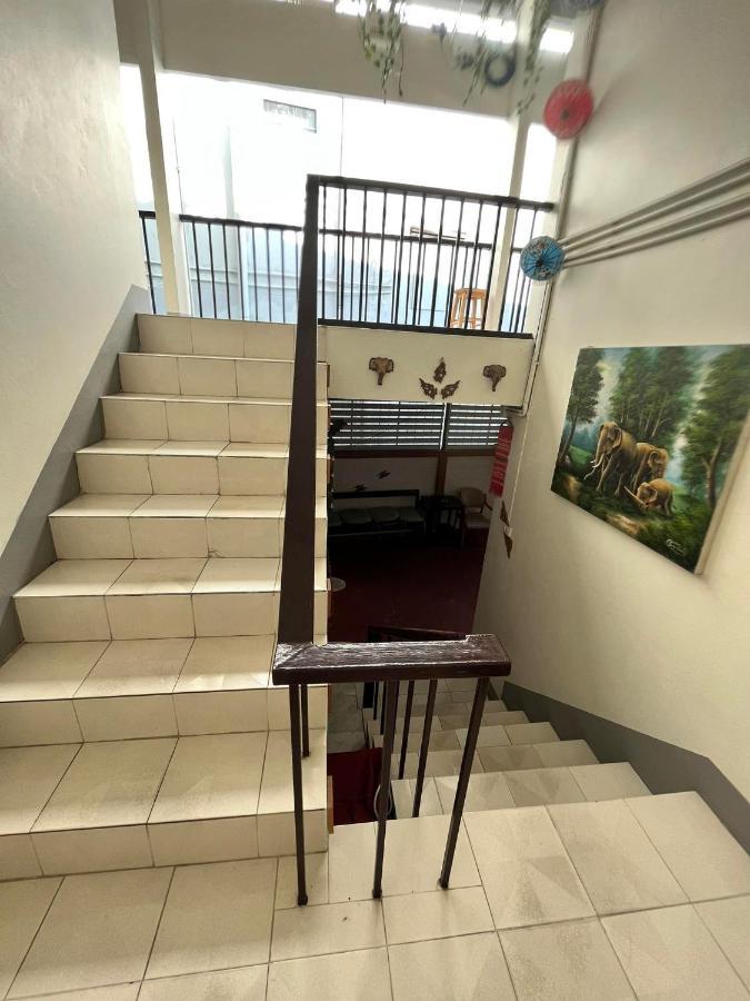 Appartement Baan Rachaya à Chiang Mai Extérieur photo